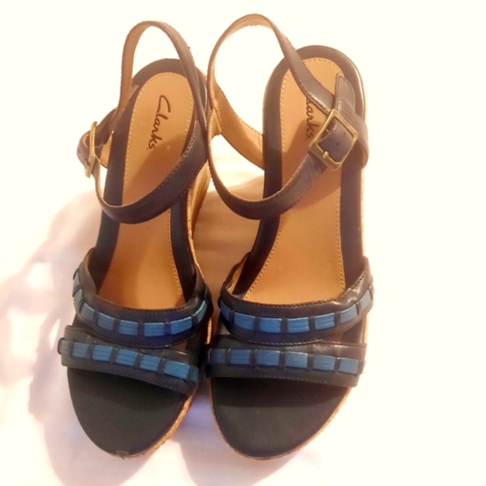 Clarks Cork wedge sandals Size 9